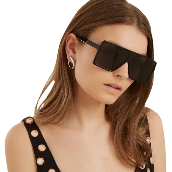 COPY - Saint Laurent Betty  Sunglasses